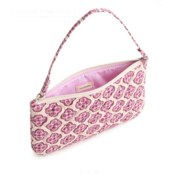 Vera Bradley Handbags - NWT Vera Bradley Lavender Geo Essential Wristlet.  Cotton quilted.